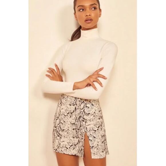 Reformation Dresses & Skirts - Reformation Margot Snake Print Crepe Mini Skirt